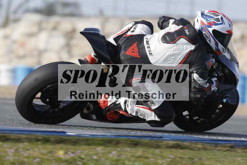 /Archiv-2024/01 26.-28.01.2024 Moto Center Thun Jerez/Gruppe gruen-green/backside